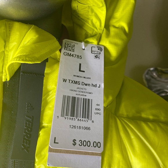 Adidas Hiking Jacket - Picture 9 of 11